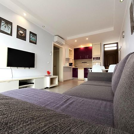 Apartment La Fiesta Арона Екстериор снимка